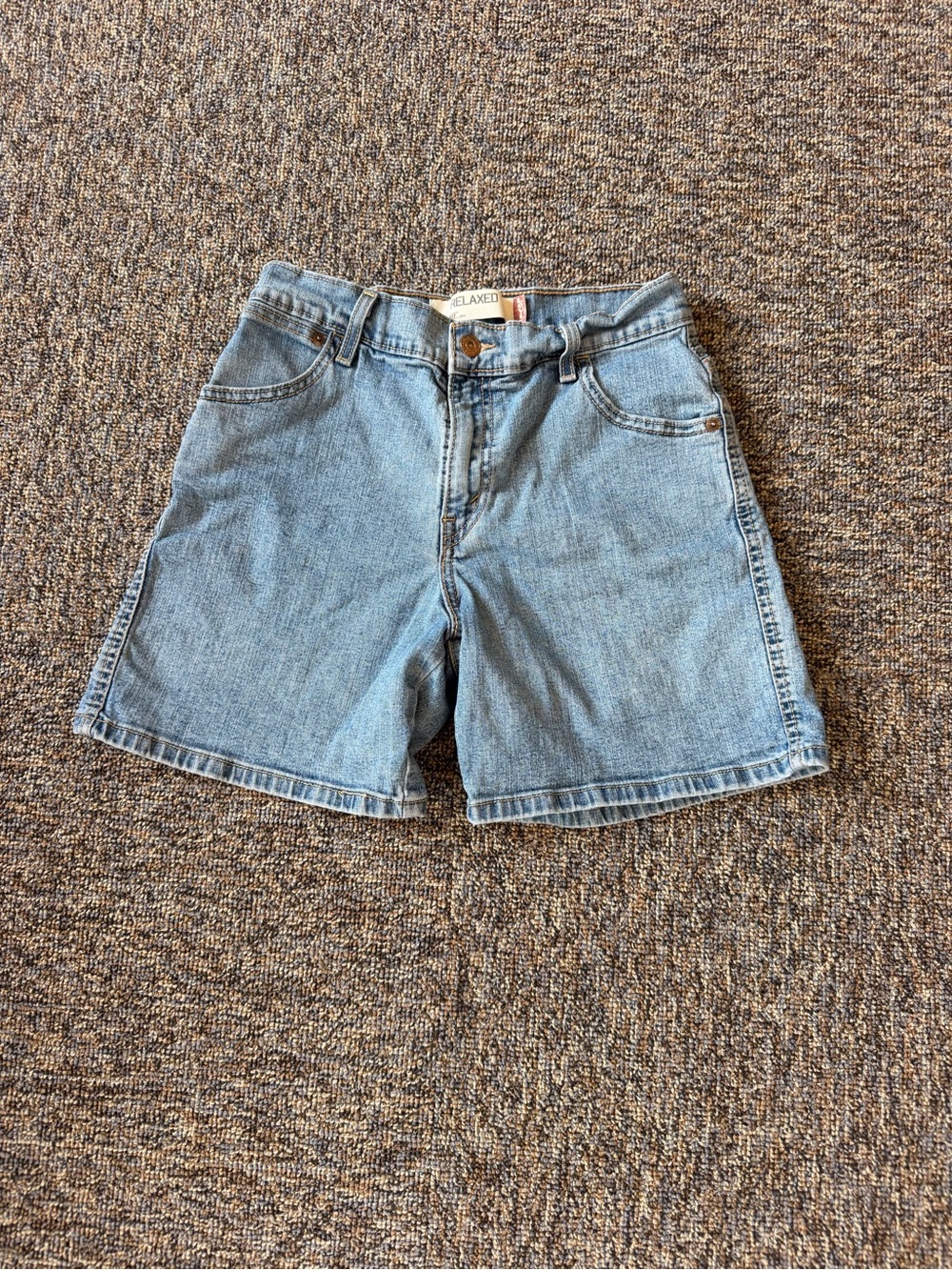 Levi's 550 Light Blue Relaxed Fit Denim Mom Shorts Size 6